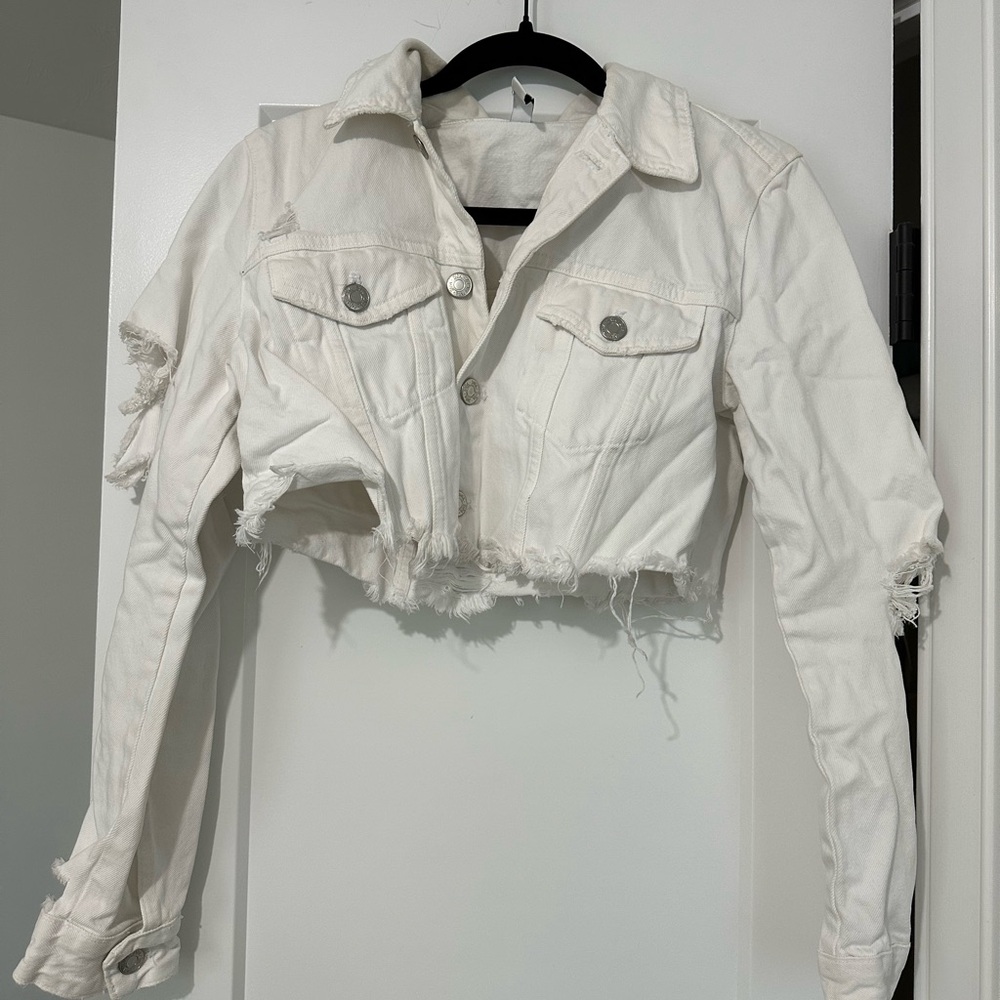 Distressed White Cropped Jacket